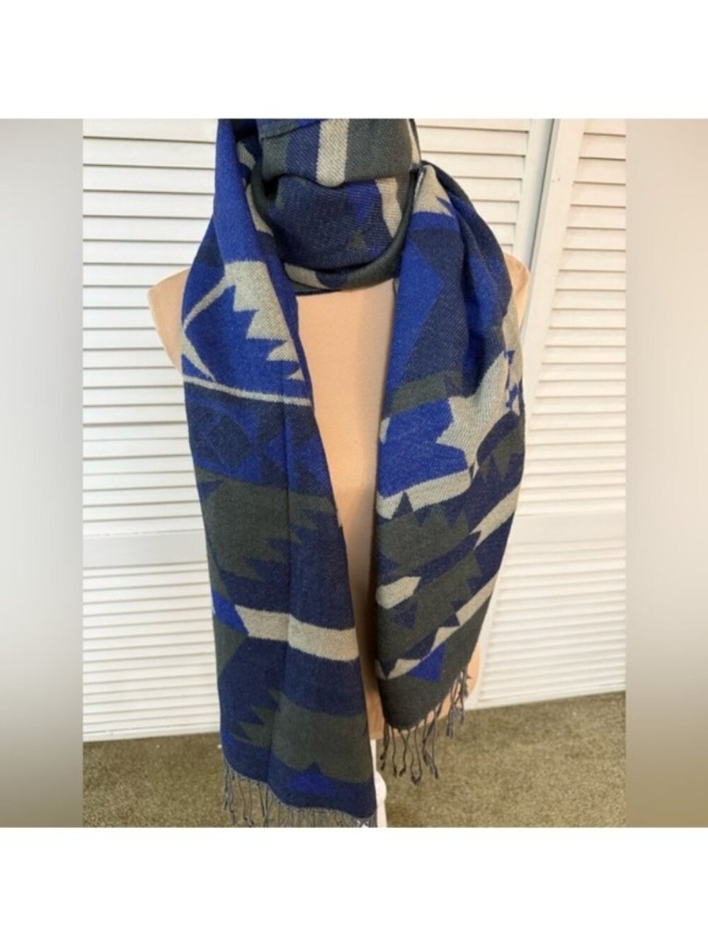 L.L.Bean Southwestern Geometric Wool Blend Fringe Scarf Blue Green 2000s